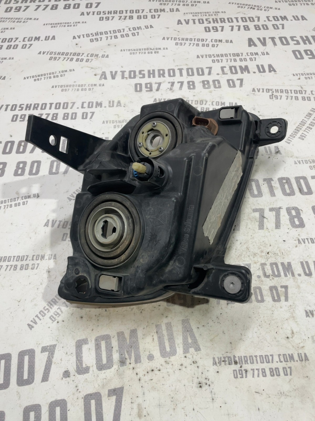 Фара передня ліва Jeep Compass MK (06-16) 68088869AC