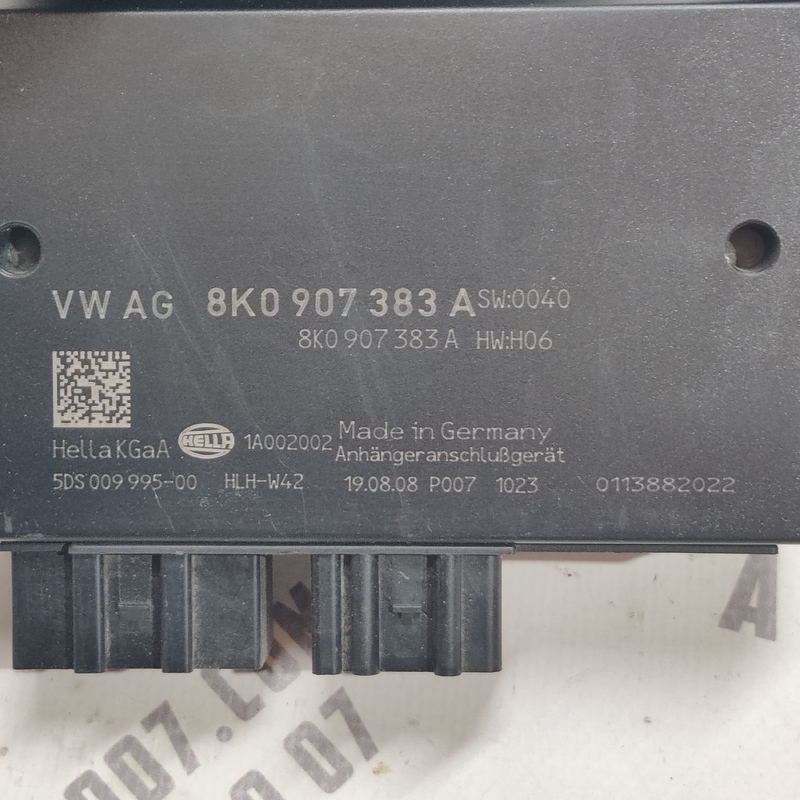 Блок керування фаркопом Audi A4 B8 (07-15) 2.0D 8K0907383A