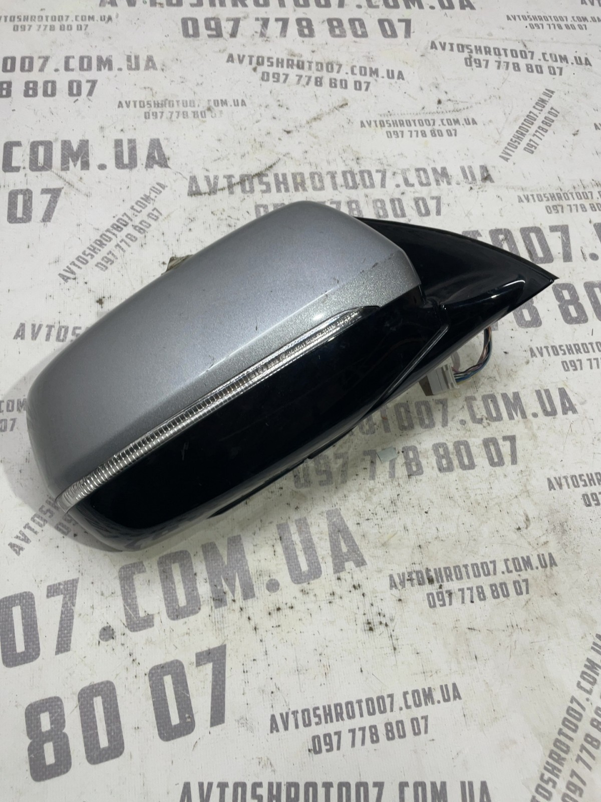 Дзеркало заднього виду праве Acura RDX 3 (2018-)