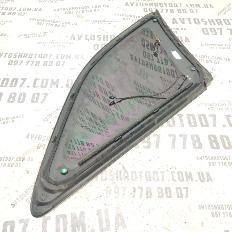 Кузовне скло заднє ліве Audi A4 B8 (07-15) 2.0D
