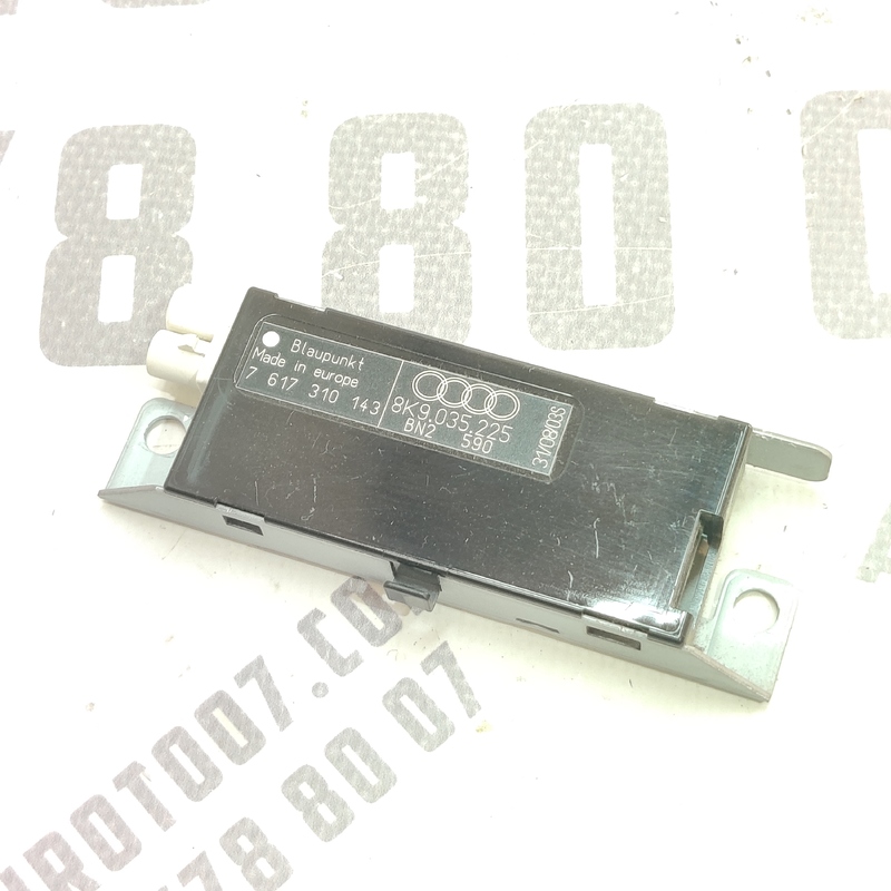 Підсилювач антени Audi A4 B8 (07-15) 2.0D 8K9035225